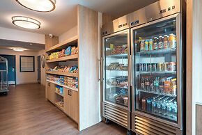 Sonesta Simply Suites Fort Worth