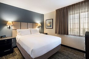 Sonesta Simply Suites Detroit Warren