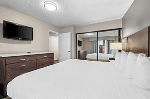 Best Western Los Alamitos Inn & Suites