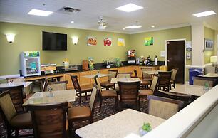 Quality Inn Fayetteville near Historic Downtown Square