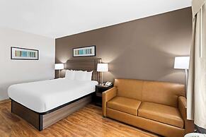 Quality Inn Fayetteville near Historic Downtown Square