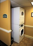 Quality Inn Fayetteville near Historic Downtown Square