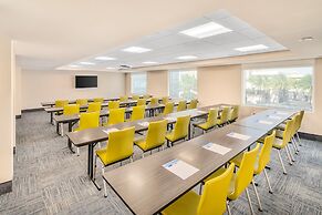 Holiday Inn Express Ft. Lauderdale Cruise-Airport by IHG