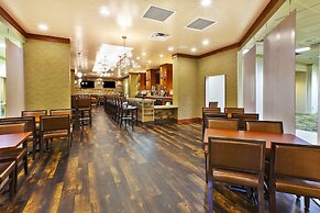 Holiday Inn & Suites Bolingbrook by IHG