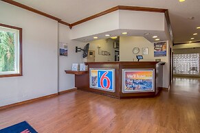 Motel 6 Dallas, TX - North - Richardson