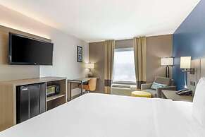 Comfort Inn & Suites FM1960-Champions