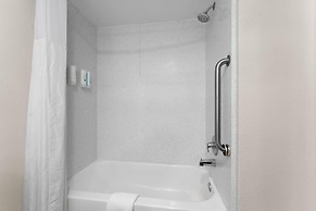 Quality Inn Sandersville