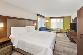 Holiday Inn Express & Suites Tacoma by IHG