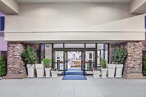 Holiday Inn Express & Suites Tacoma by IHG