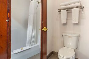 Best Western Plus South Hill Inn