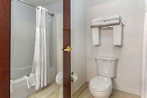 Best Western Plus South Hill Inn