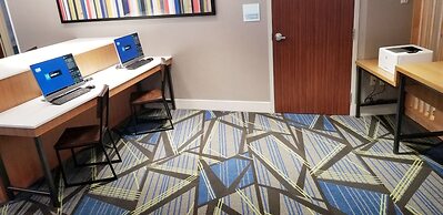 Holiday Inn Express & Suites Troy by IHG