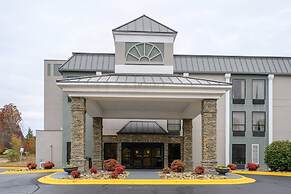 Quality Inn & Suites Lexington South