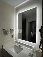 Quality Inn & Suites Clemmons I-40