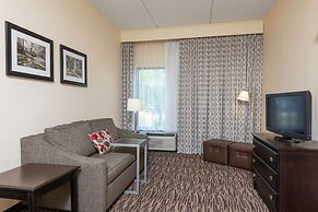 Hampton Inn & Suites Cleveland-Airport/Middleburg Heights