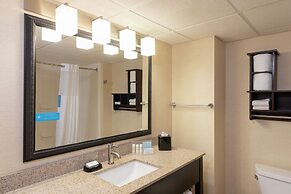 Hampton Inn & Suites Cleveland-Airport/Middleburg Heights