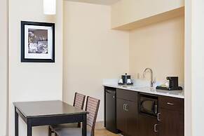 Hampton Inn & Suites Cleveland-Airport/Middleburg Heights