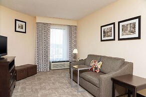 Hampton Inn & Suites Cleveland-Airport/Middleburg Heights