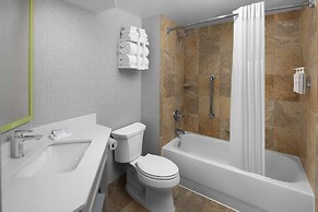 Hampton Inn Cleveland-Downtown