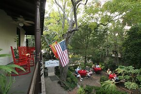 St Francis Inn