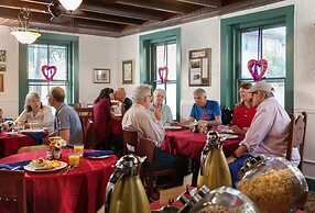 St Francis Inn