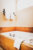 Inn at Eagle Mountain