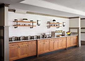 Killington Mountain Lodge, Tapestry Collection by Hilton
