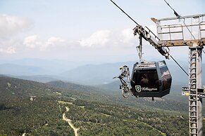 Killington Mountain Lodge, Tapestry Collection by Hilton