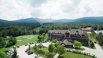 Killington Mountain Lodge, Tapestry Collection by Hilton