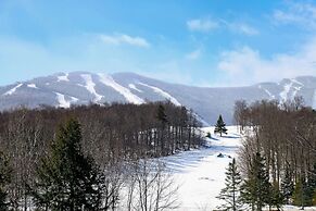 Killington Mountain Lodge, Tapestry Collection by Hilton