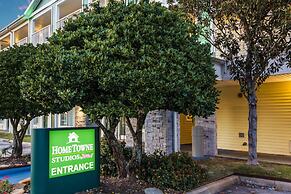 HomeTowne Studios by Red Roof Houston - West Oaks/ Energy Corridor