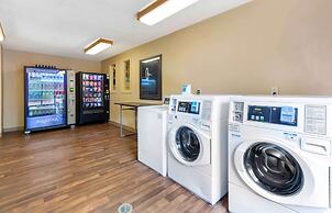 Extended Stay America Select Suites - Raleigh - Cary - Regency Parkway