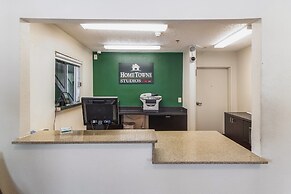 HomeTowne Studios by Red Roof Houston - Northwest