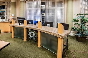 La Quinta Inn & Suites by Wyndham Colorado Springs South AP