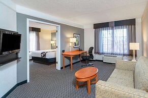 La Quinta Inn & Suites by Wyndham Pueblo