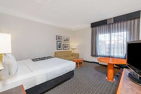 La Quinta Inn & Suites by Wyndham Pueblo