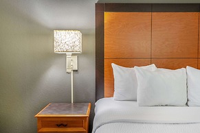 La Quinta Inn & Suites by Wyndham Pueblo