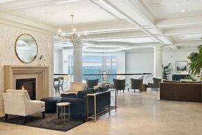 Woodmark Hotel and Still Spa