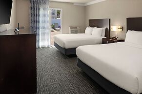 Cannery Row Inn