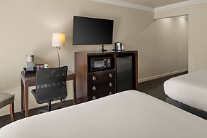 Cannery Row Inn