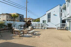 Cannery Row Inn