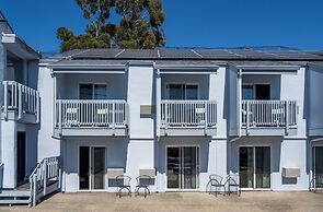 Cannery Row Inn