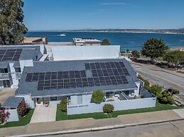 Cannery Row Inn