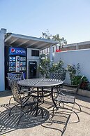 Cannery Row Inn