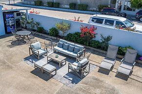 Cannery Row Inn