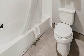 Hawthorn Extended Stay by Wyndham College Station