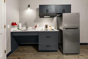 Hawthorn Extended Stay by Wyndham College Station