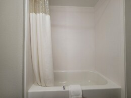 Clarion Pointe Franklin - Nashville Area