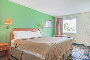 Economy Inn By OYO Ashburn