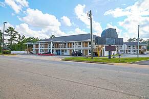 Economy Inn By OYO Ashburn